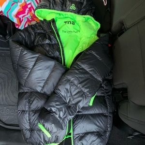 Aritzia tna puffer